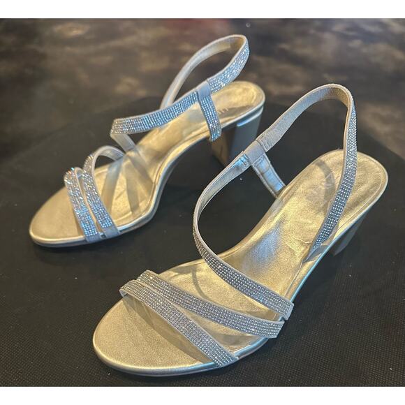 Naturalizer Womens Vanessa2 Rhinestone Embellished Strappy Heeled Sandal Size 8W - Picture 4 of 8